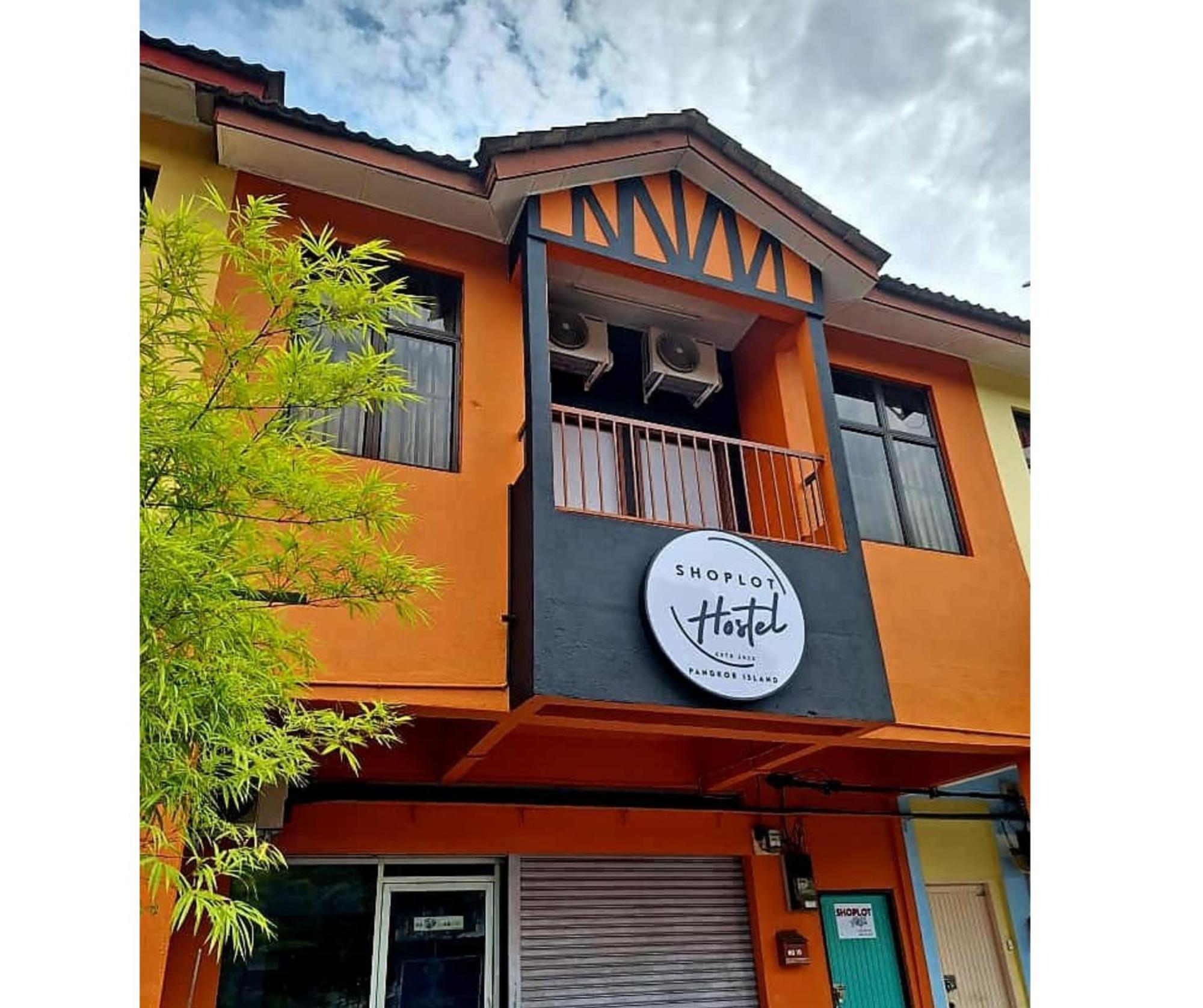 Shoplot Hostel Pangkor Kampong Pasir Bogak Esterno foto