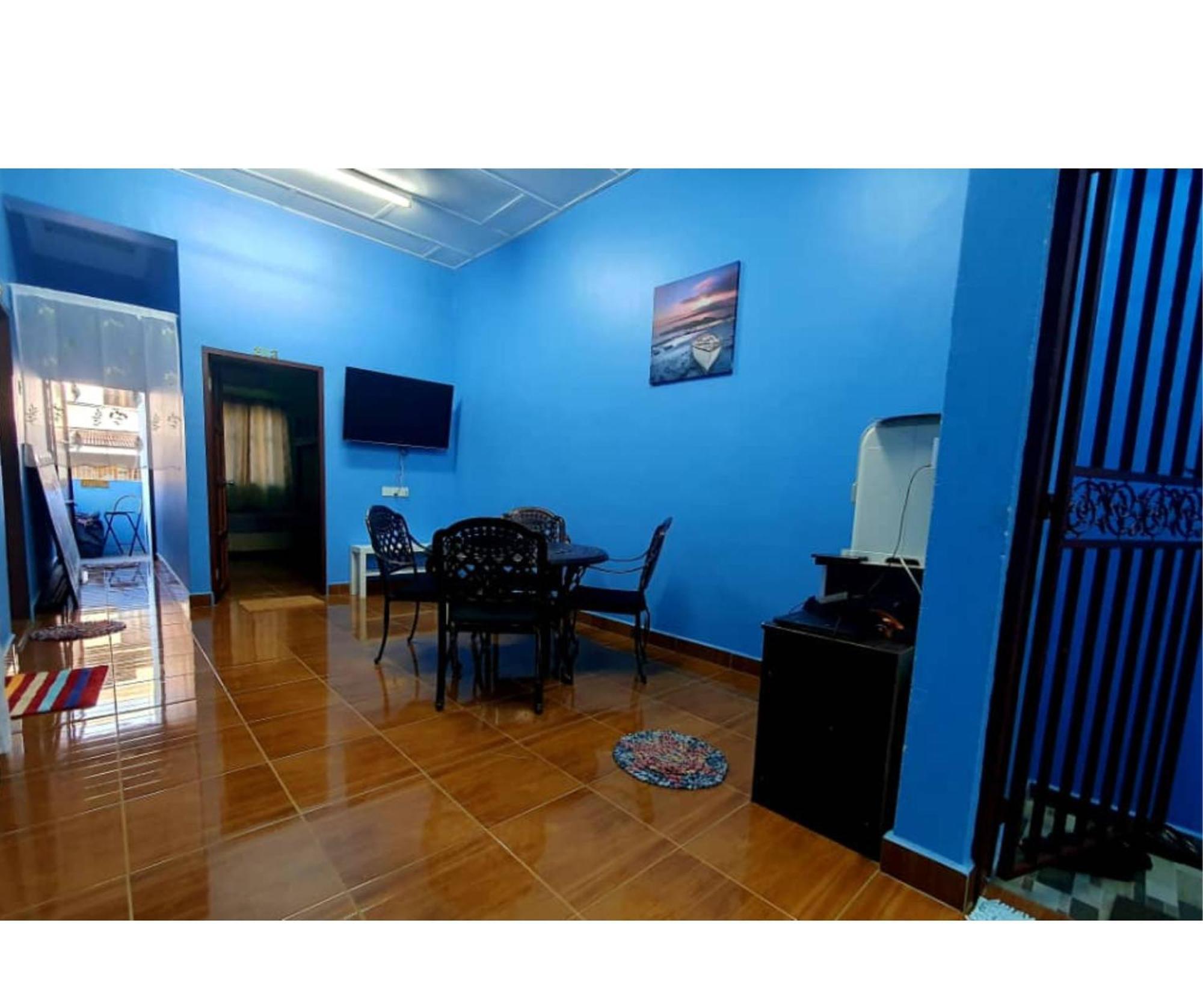 Shoplot Hostel Pangkor Kampong Pasir Bogak Esterno foto