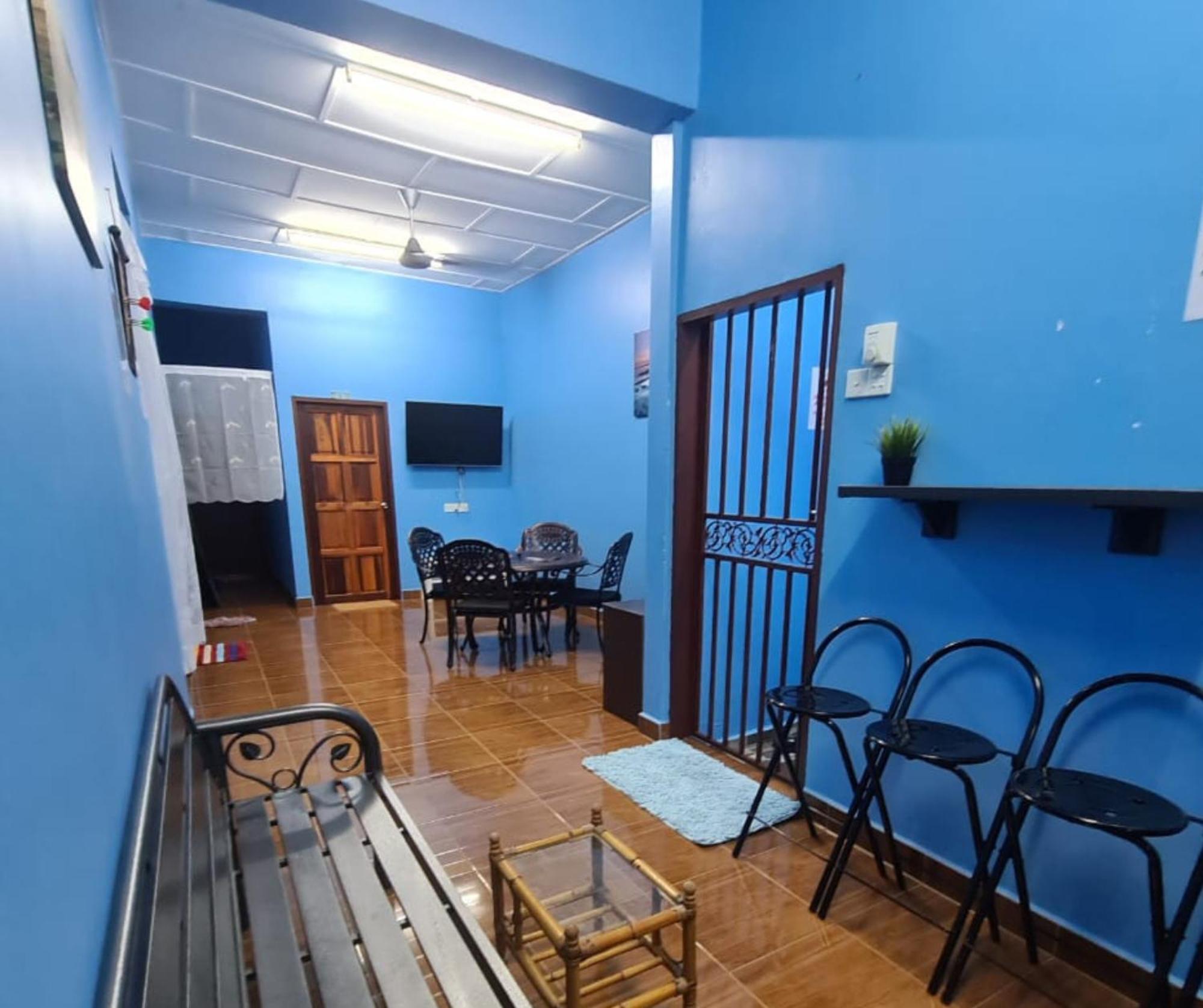 Shoplot Hostel Pangkor Kampong Pasir Bogak Esterno foto