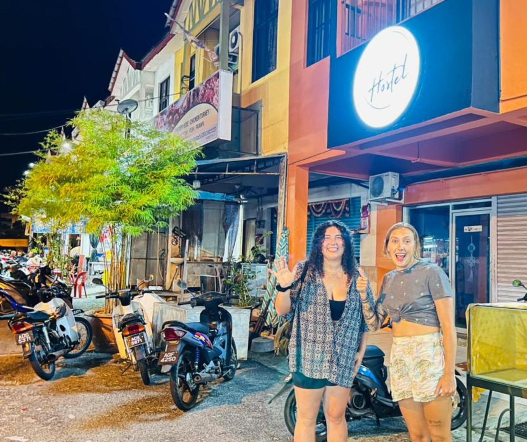 Shoplot Hostel Pangkor Kampong Pasir Bogak Esterno foto