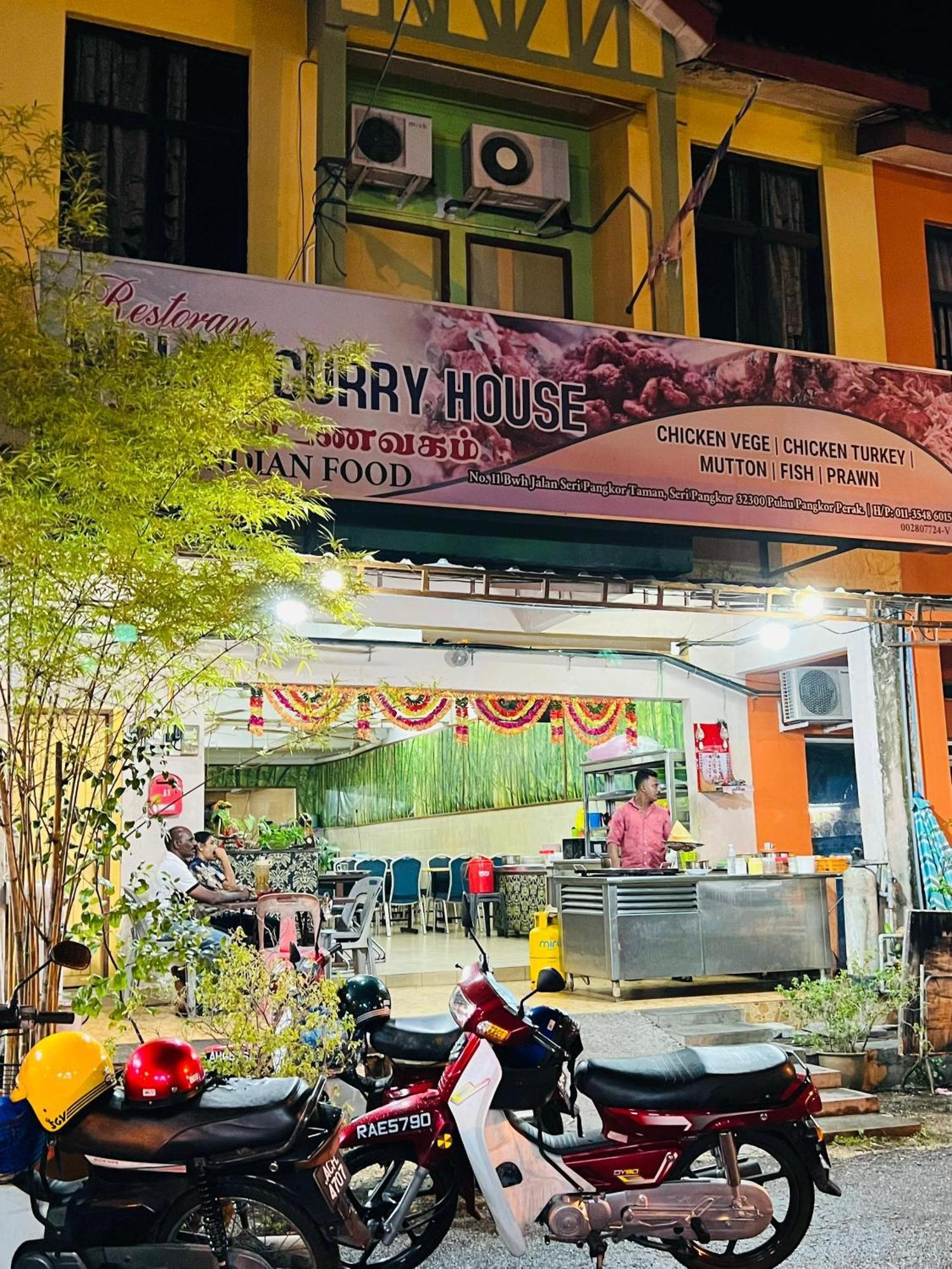 Shoplot Hostel Pangkor Kampong Pasir Bogak Esterno foto